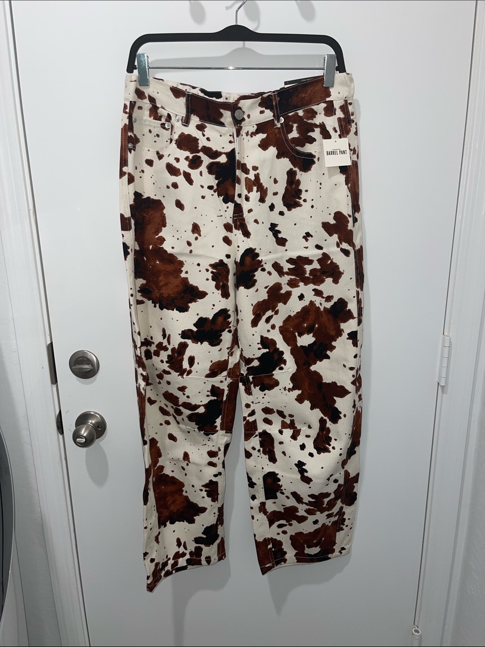 Size Large Barrel Cow Print Jeans Barrel jeans